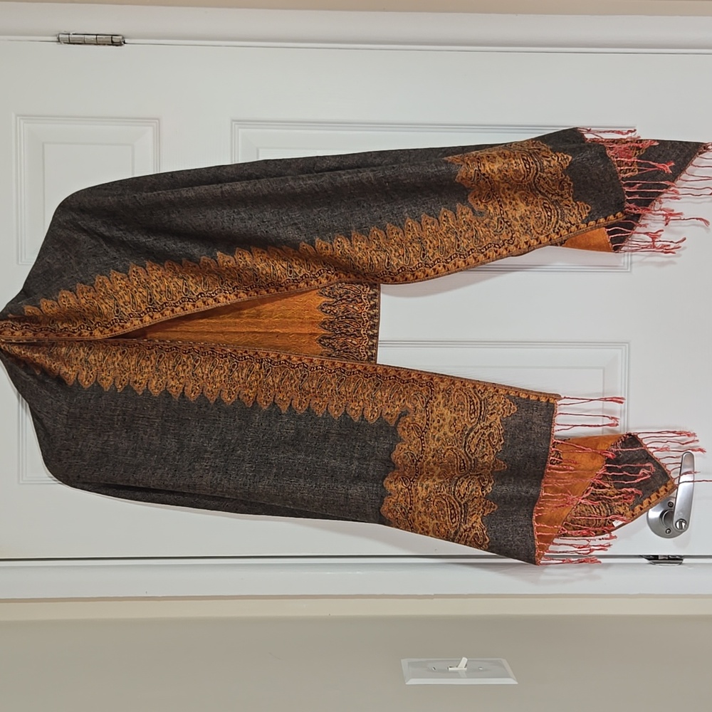 ๐งกโจ Burnt Orange Paisley Pashmina Shawl Wrap Fringe Scarf Reversible 27x77 - Picture 6 of 16